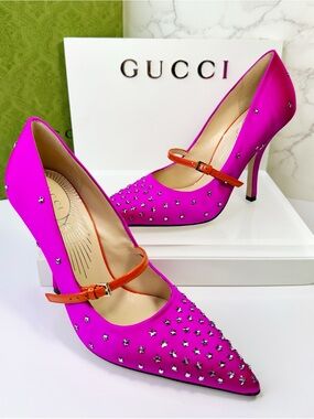 Gucci Star Crystal “Jodie Embellished Satin Pumps” in Fuchsia